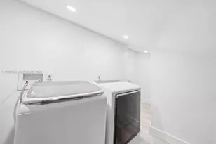 455 NE 210th Terrace, Miami, FL 33179 - Photo 28
