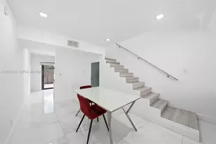 455 NE 210th Terrace, Miami, FL 33179 - Photo 4