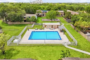 455 NE 210th Terrace, Miami, FL 33179 - Photo 28