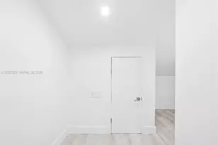 455 NE 210th Terrace, Miami, FL 33179 - Photo 22