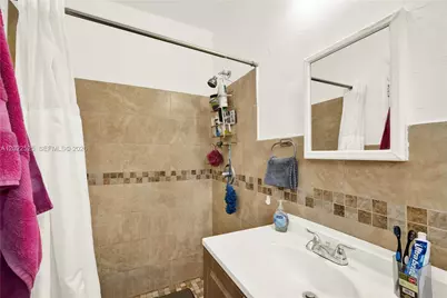 1236 NE 109th St #2, Miami, FL 33161 - Photo 14