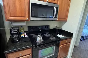 8101 Resort Village, Orlando, FL 32821 - Photo 10