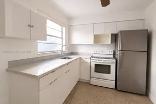 1426 SW 5th St, Miami, FL 33135 - Photo 10