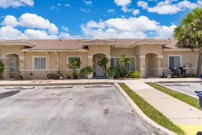 13268 Old Biscayne Dr #204, Homestead, FL 33033 - Photo 4