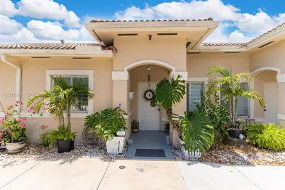 13268 Old Biscayne Dr #204, Homestead, FL 33033 - Photo 1