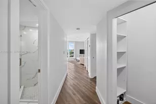 2401 Collins Ave, Miami Beach, FL 33140 - Photo 22