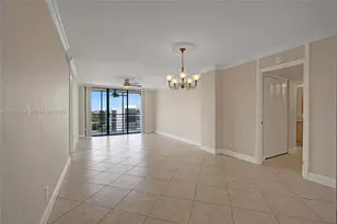 20400 W Country Club Dr, Aventura, FL 33180 - Photo 8