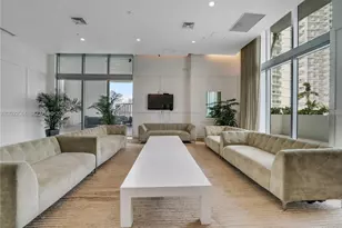 90 SW 3rd St, Miami, FL 33130 - Photo 22