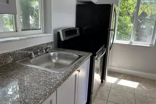 2059 SW 7th St, Miami, FL 33135 - Photo 8
