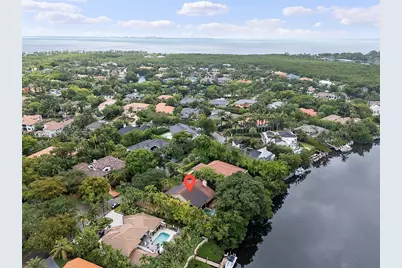 7244 E Lago Dr, Coral Gables, FL 33143 - Photo 8