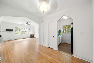 750 Espanola Way #9, Miami Beach, FL 33139 - Photo 2