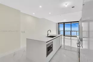 700 NE 24th St, Miami, FL 33137 - Photo 8