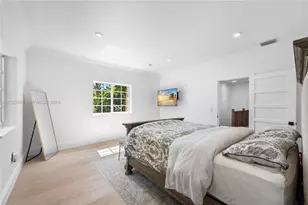 5236 Pine Tree Dr, Miami Beach, FL 33140 - Photo 36