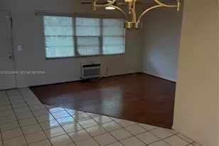 200 SW 132nd Way, Pembroke Pines, FL 33027 - Photo 6
