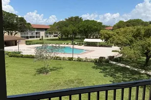 200 SW 132nd Way, Pembroke Pines, FL 33027 - Photo 10
