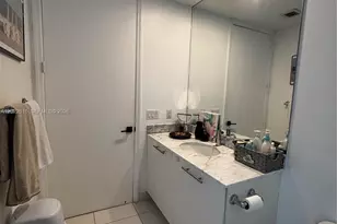 500 Brickell Ave, Miami, FL 33131 - Photo 32