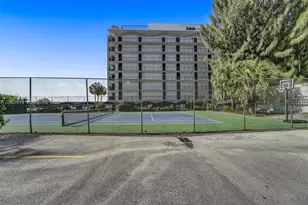 880 NE 69th St, Miami, FL 33138 - Photo 22