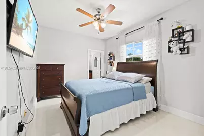 668 NW 155th Ter, Pembroke Pines, FL 33028 - Photo 22