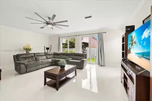 668 NW 155th Terrace, Pembroke Pines, FL 33028 - Photo 20