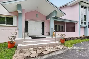 11651 SW 64th Ave, Pinecrest, FL 33156 - Photo 6
