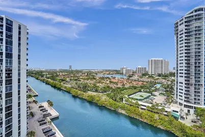 20515 E Country Club Dr #1641, Aventura, FL 33180 - Photo 4