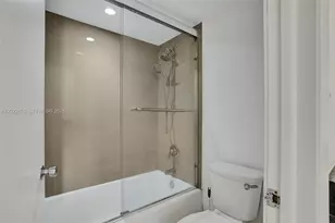 20515 E Country Club Dr, Aventura, FL 33180 - Photo 26