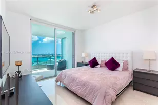 900 Biscayne Blvd, Miami, FL 33132 - Photo 22