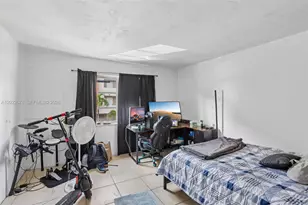 1851 NE 168th St, North Miami Beach, FL 33162 - Photo 14