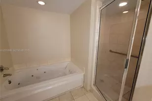 17375 Collins Ave, Sunny Isles Beach, FL 33160 - Photo 10