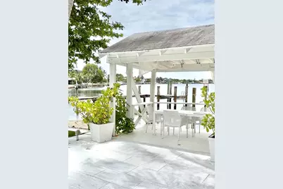 8300 Hawthorne Ave, Miami Beach, FL 33141 - Photo 8