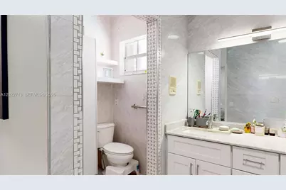 357 W 44th St, Hialeah, FL 33012 - Photo 38