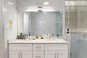 357 W 44th St, Hialeah, FL 33012 - Photo 36