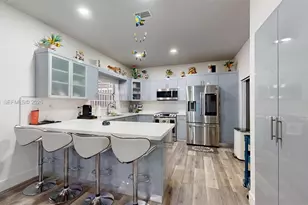 357 W 44th St, Hialeah, FL 33012 - Photo 20