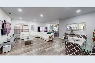 357 W 44th St, Hialeah, FL 33012 - Photo 14