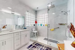 357 W 44th St, Hialeah, FL 33012 - Photo 34