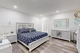 357 W 44th St, Hialeah, FL 33012 - Photo 26