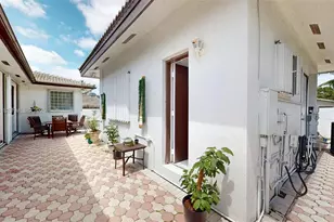 357 W 44th St, Hialeah, FL 33012 - Photo 58