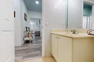 357 W 44th St, Hialeah, FL 33012 - Photo 56
