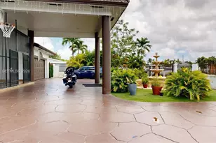 357 W 44th St, Hialeah, FL 33012 - Photo 4