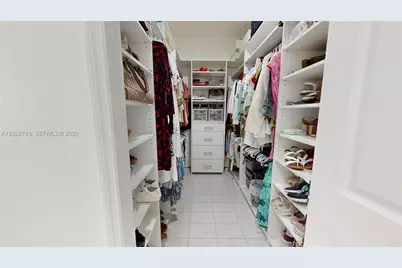 357 W 44th St, Hialeah, FL 33012 - Photo 46