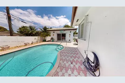357 W 44th St, Hialeah, FL 33012 - Photo 70