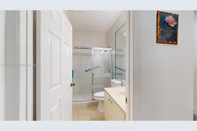 357 W 44th St, Hialeah, FL 33012 - Photo 52