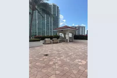 20000 E Country Club Dr #601, Aventura, FL 33180 - Photo 18