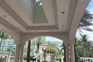 20000 E Country Club Dr, Aventura, FL 33180 - Photo 14