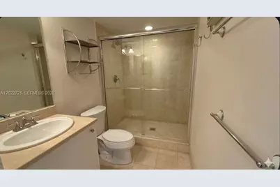 20000 E Country Club Dr #601, Aventura, FL 33180 - Photo 8