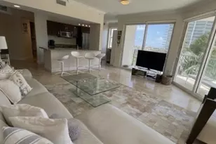 20000 E Country Club Dr, Aventura, FL 33180 - Photo 2
