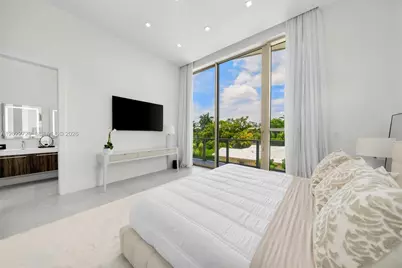 1201 W 47th St, Miami Beach, FL 33140 - Photo 18