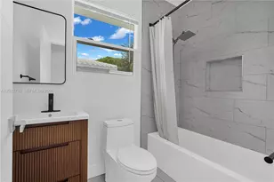 21 NE 48th St, Miami, FL 33137 - Photo 12