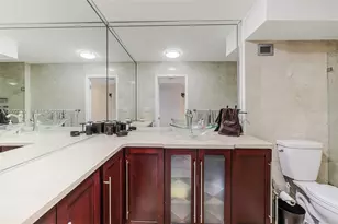 6039 Collins Ave, Miami Beach, FL 33140 - Photo 28