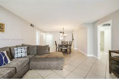 6039 Collins Ave #936, Miami Beach, FL 33140 - Photo 6